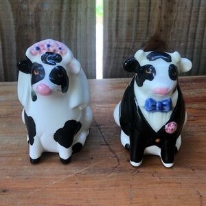 Clay Art Bride & Groom Wedding Cows Salt & Pepper Shakers